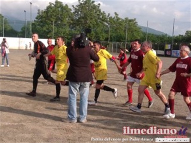 SOCIAL-DAY-PARTITA-DEL-CUORE-PER-PADRE-ARTURO-153-300x225